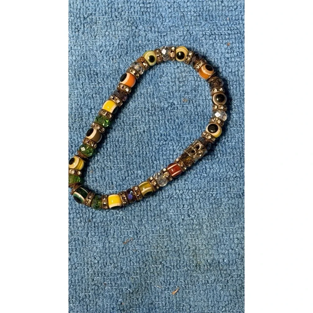2 Vintage Bracelets Lot – Charm Chain & Beaded Stretch Bracelet‎